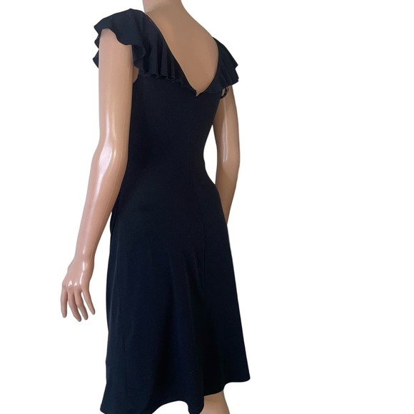 White House | Black Market Ruffled V Neck Dress Sz 4 knee length stretch LBD - Picture 3 of 9